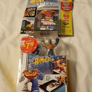 Online gaming pieces